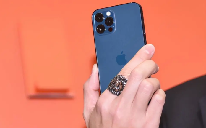 武功苹果手机维修分享iPhone12系列重启方法教程 